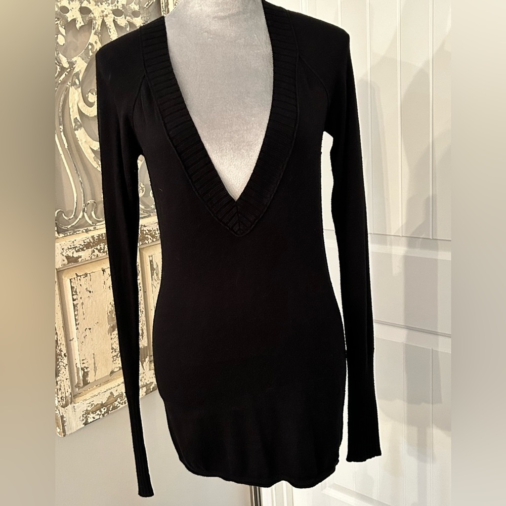 American Eagle Outfitters Black Long Sleeve Sweater - Size Medium